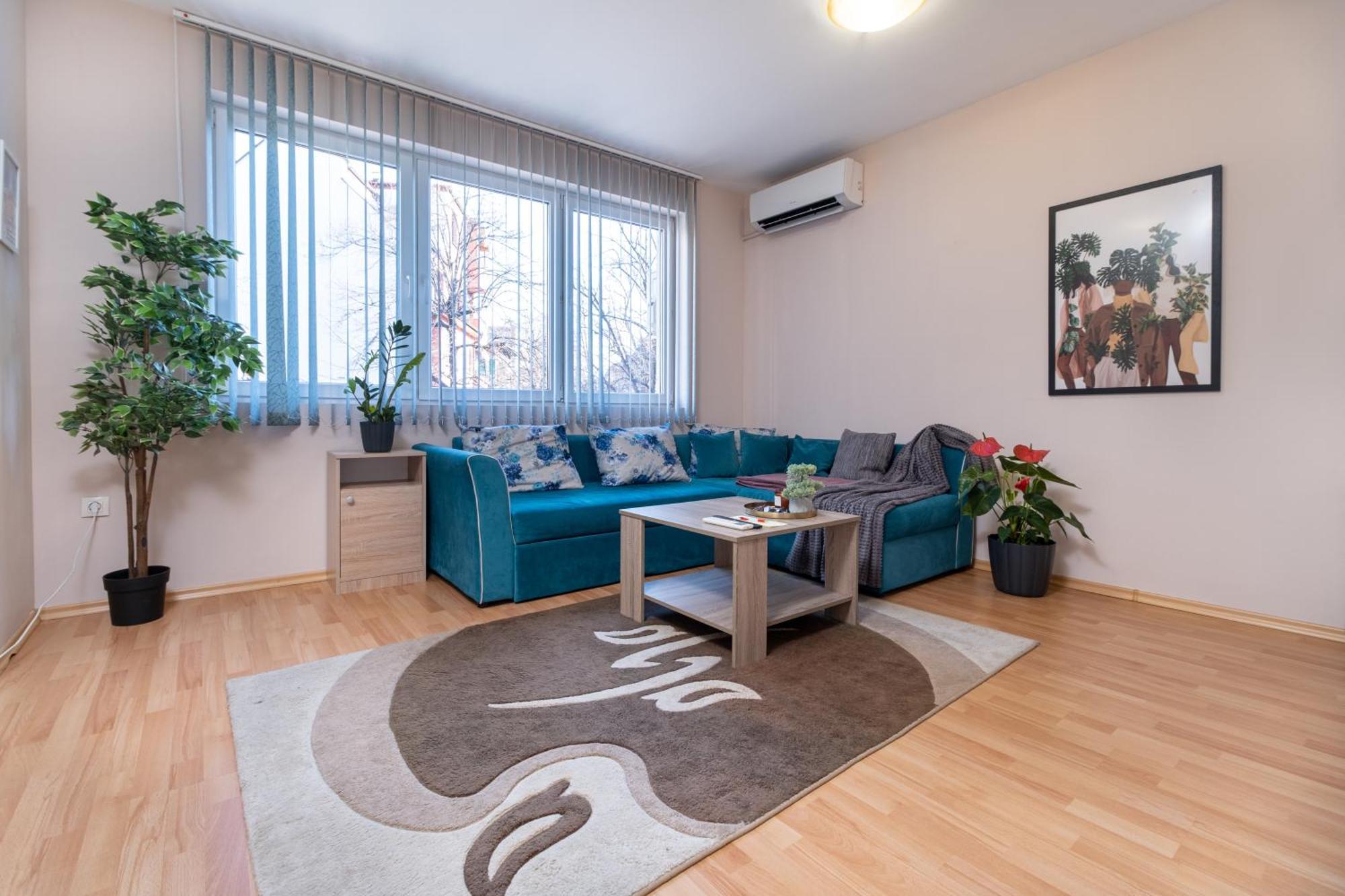 Comfortable 2Br Urban Getaway In City Center Plovdiv Exterior foto